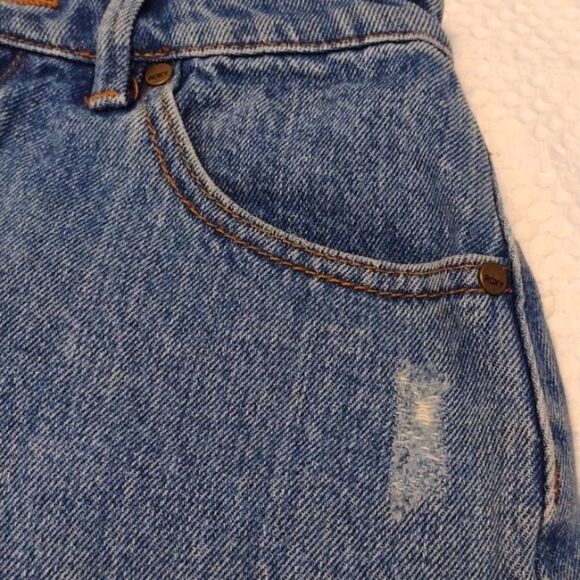 Roxy Women's Distressed Denim Skirt Size Small - Picture 10 of 13